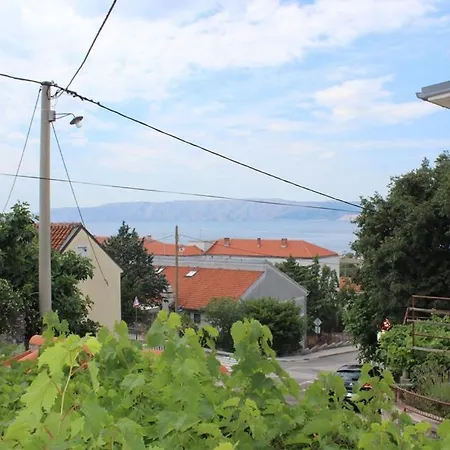 Visnja Nv 4 - For 4 Pers. With Terrace Novi Vinodolski