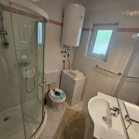 Apartment Visnja Nv 4 - For 4 Pers. With Terrace *