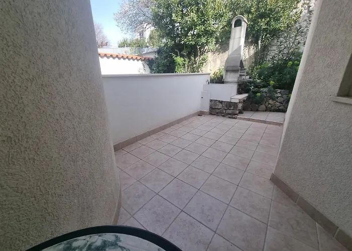 Visnja Nv 4 - For 3 Persons With Terrace Appartamento